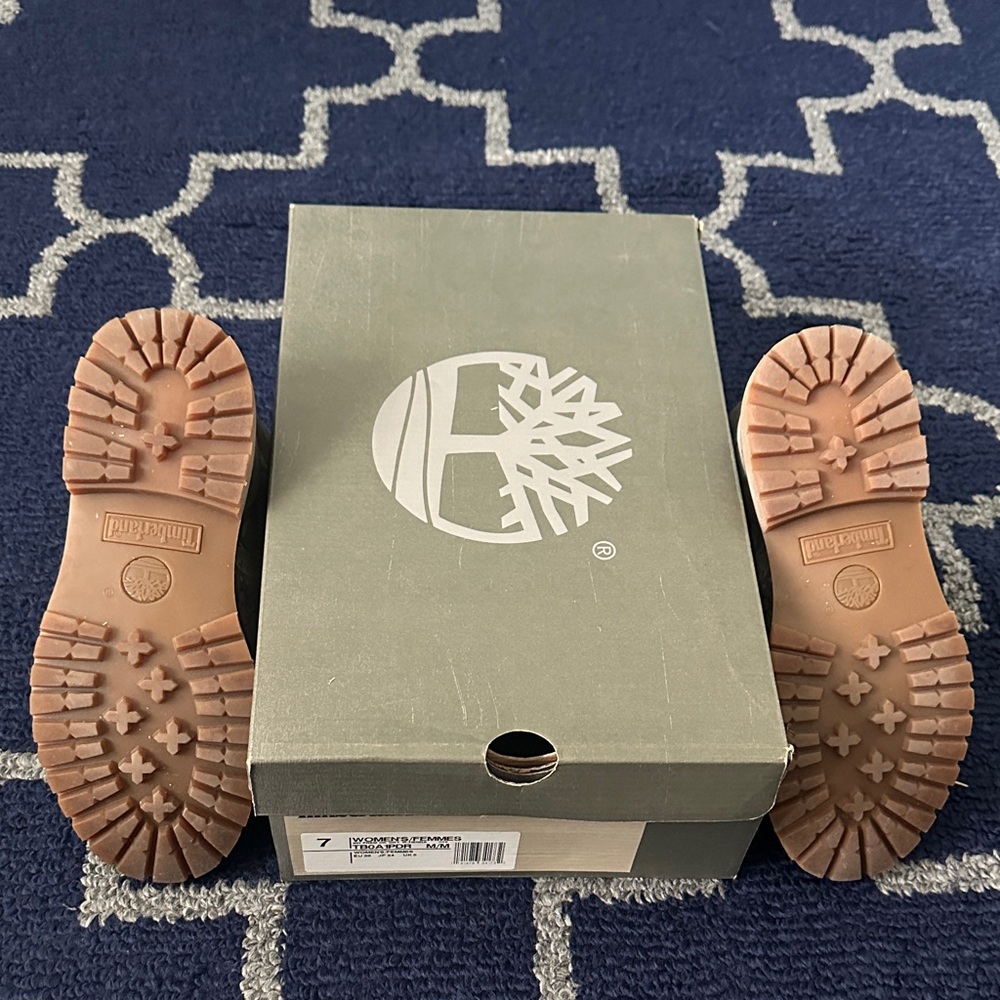 Timberland Women's Gray Patterned Boots - image 5